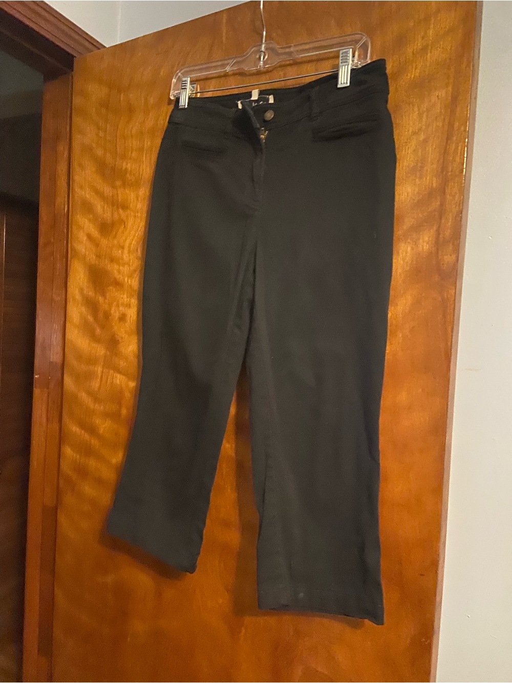 Jones New York Black Cropped Dress Pants